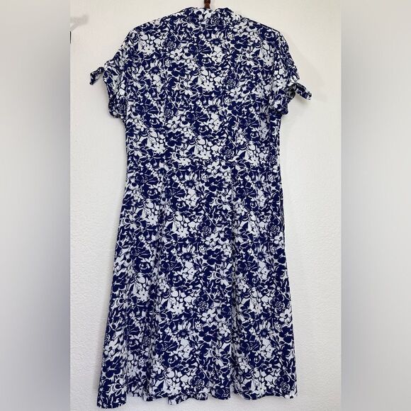 Untuckit Camille Dress Woman’s 14 Blue White Floral Print Button Front Pockets - Picture 13 of 13